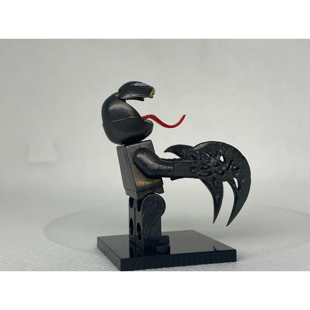 Custom Lego Compatible Riot Symbiote Minifigure - Picture 6 of 10